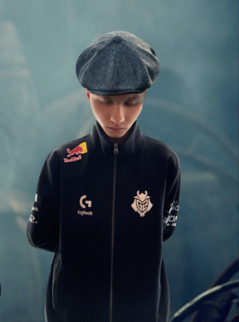 真实形态揭晓？ ThunderTalk Gaming 的纯Poke阵型几乎将所有资源投入到 Ultra Prime 中，并击败了 ThunderTalk Gaming 赢得第二场胜利。