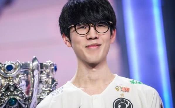 Tarzan两夺MVP，LNG 2-0 IG取得7连胜