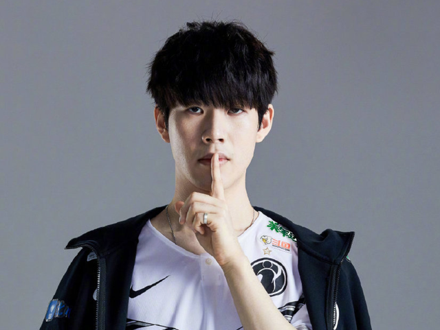 Fnatic 和 Gentle Mates 在 VCT 2025： EMEA Stage 1 开局时取得胜利